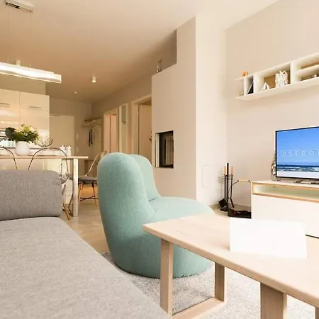 Apartment Strandgruen App 02